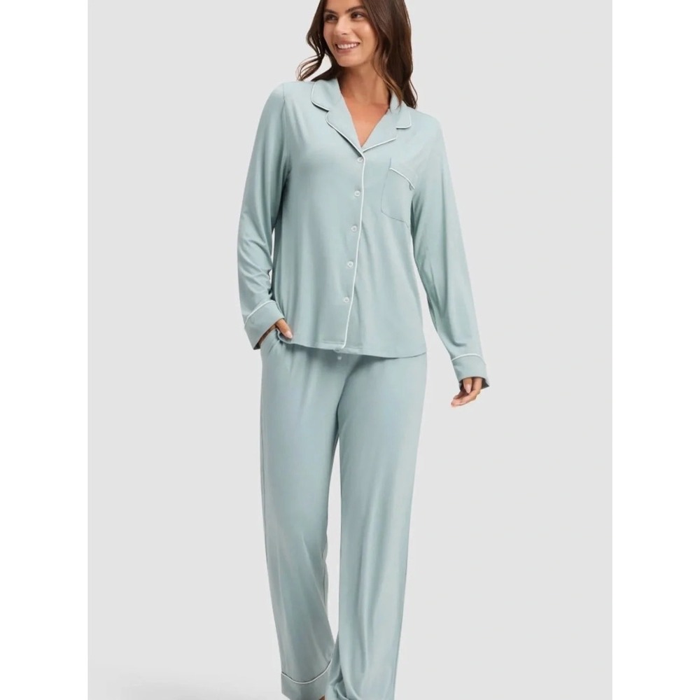 Women's Classic Long Sleeve Pajama Set - Light Sage